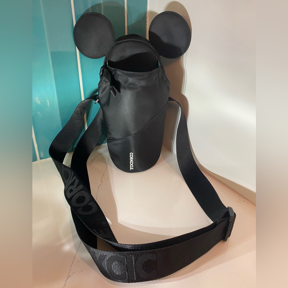 Disney x Corkcicle Sling Black Crossbody Water Bottle Bag Mickey Mouse